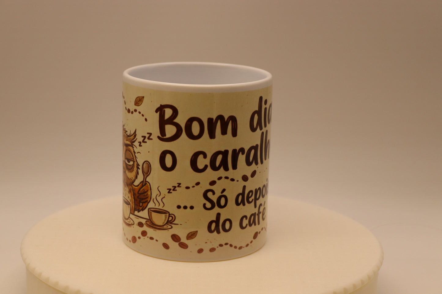 Caneca Coruja "Bom Dia... Só Depois do Café!"