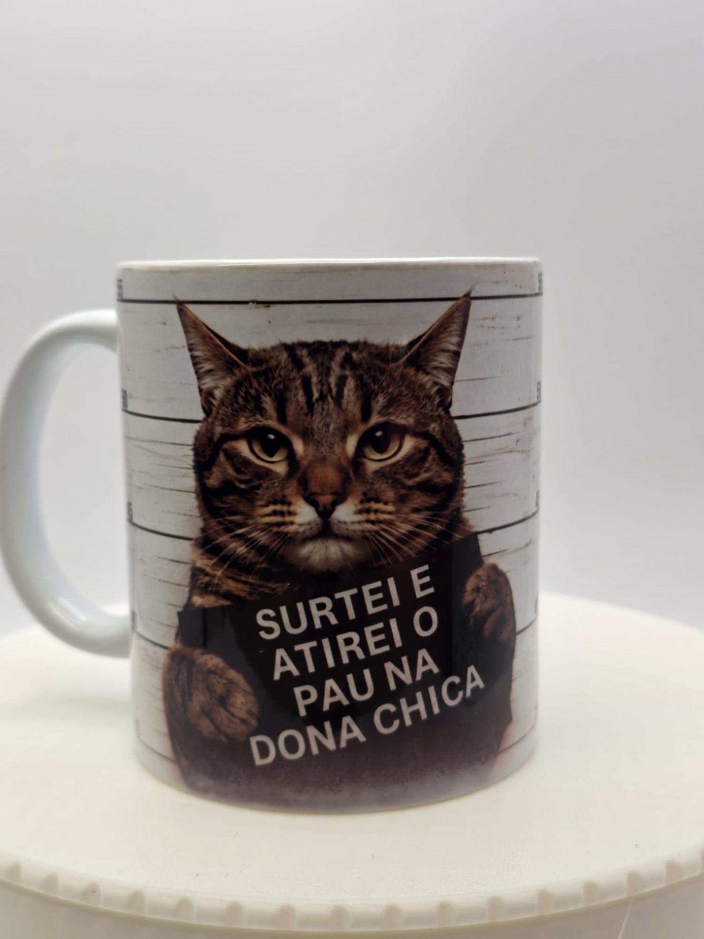 Caneca Divertida Gato – Surtei e Atirei o Pau na Dona Chica