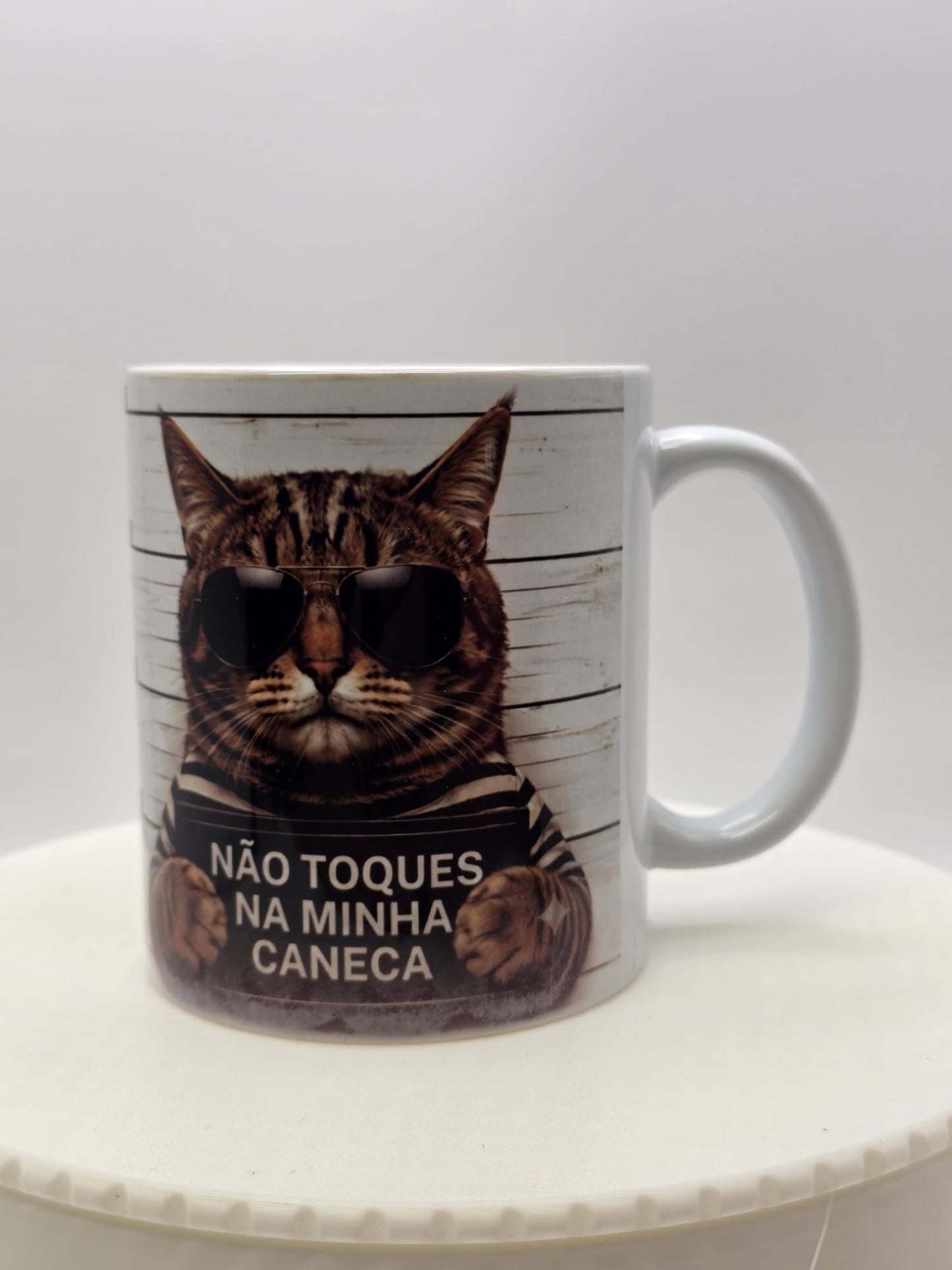 Caneca Divertida Gato – Surtei e Atirei o Pau na Dona Chica